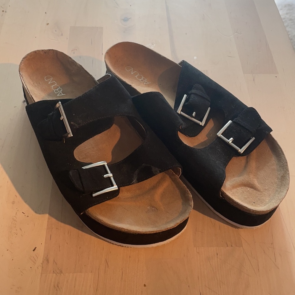 Platform sandals - Picture 2 of 4
